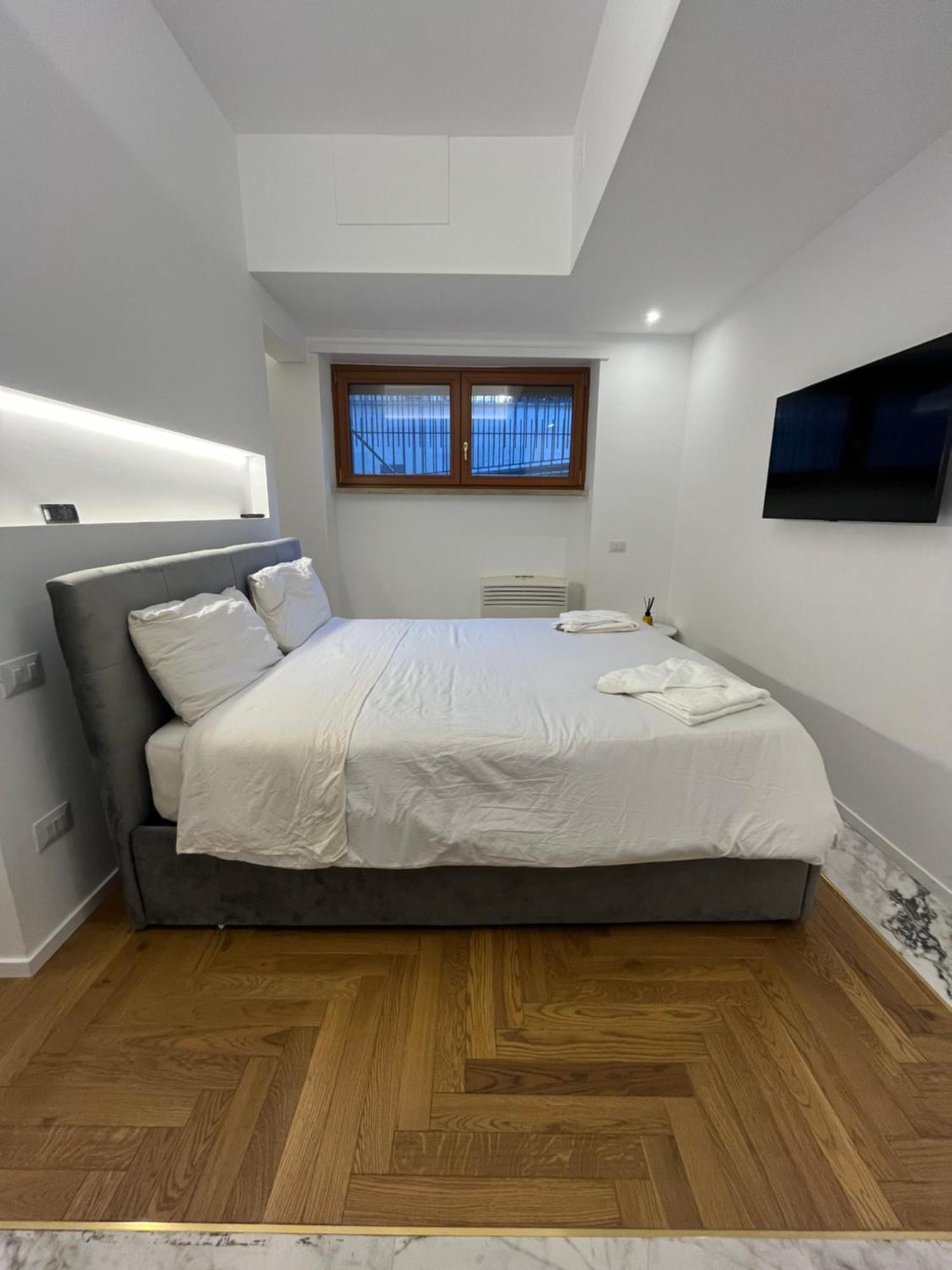 רומא Savoia House, Modern Apartment Near Villa Borghese מראה חיצוני תמונה